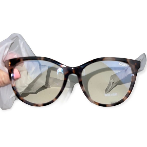 QUAY All Nighter Bluelight Glasses Milky Tortoise Frame Blue Light Blocking Lens - Picture 5 of 9